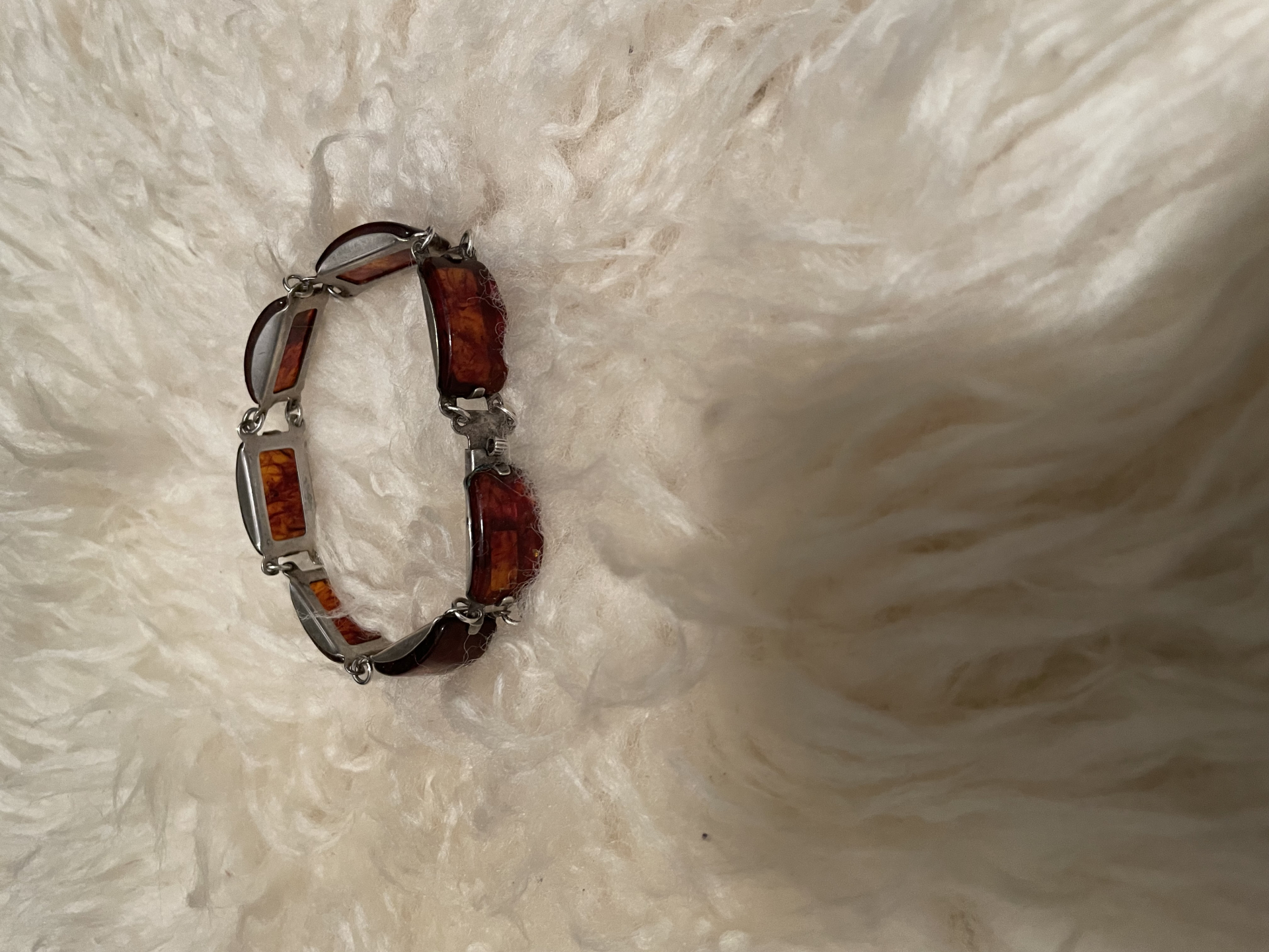 Altes Bernsteinarmband – Bild 1