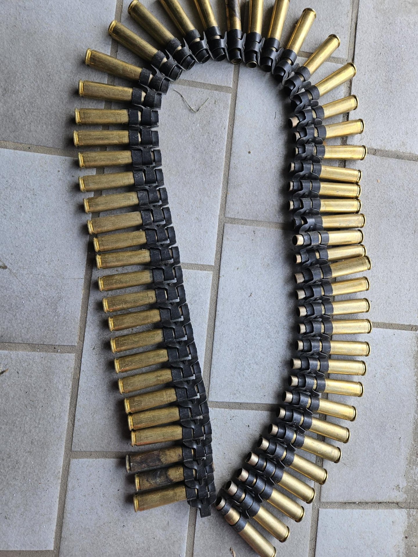 Gurt .50 BMG M2 DEKO Patronengurt 56 Stück – Bild 1