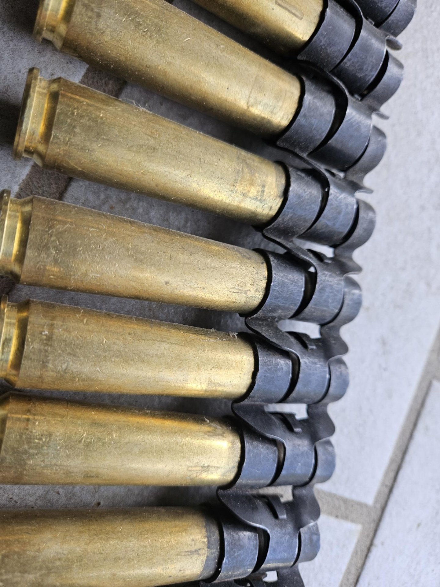 Gurt .50 BMG M2 DEKO Patronengurt 56 Stück – Bild 2