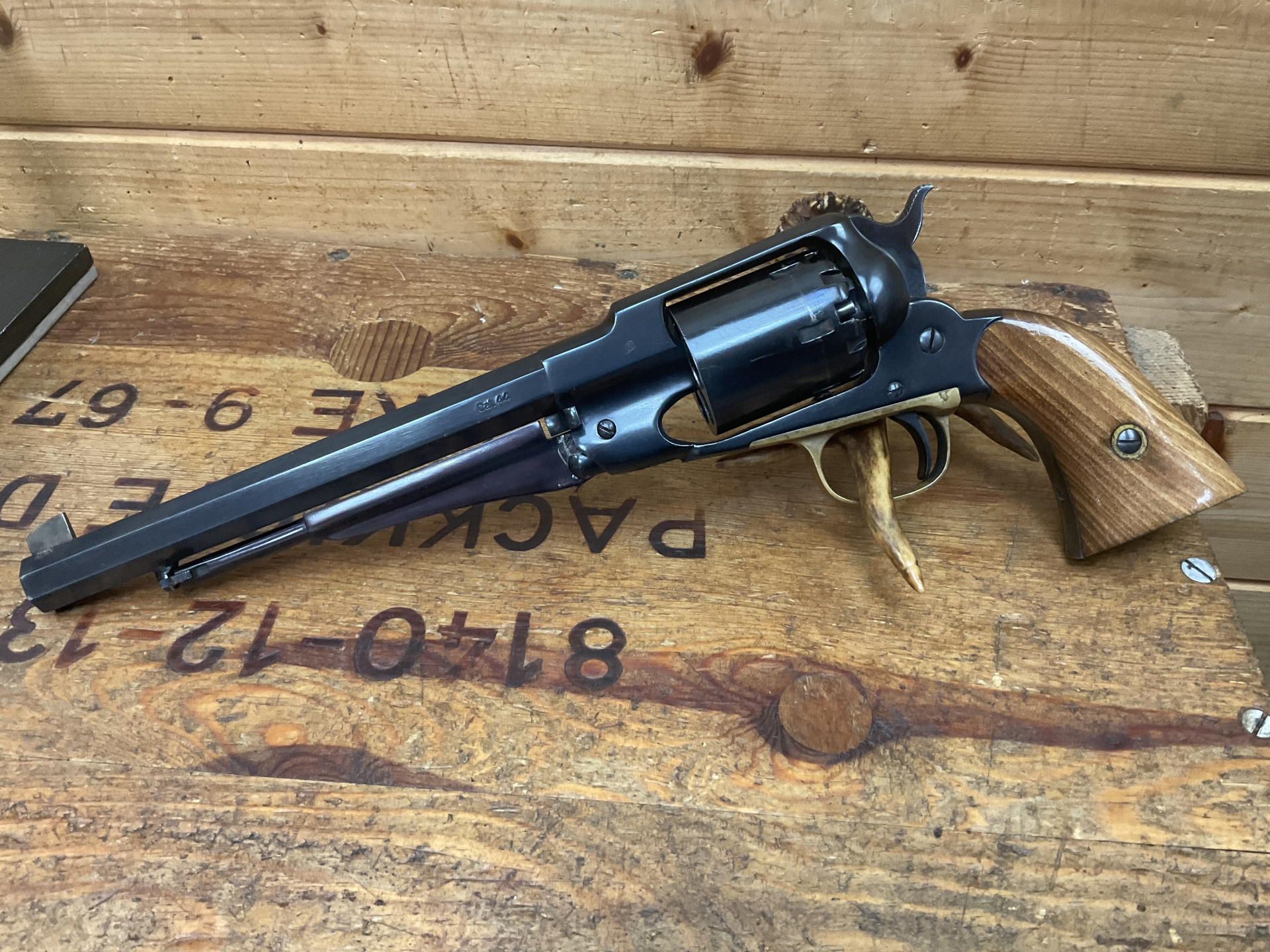 Vorderlader Schwarzpulver Revolver Santa Barbara Mod. New Model Army, Kal..44, mit Ladepresse! – Bild 5