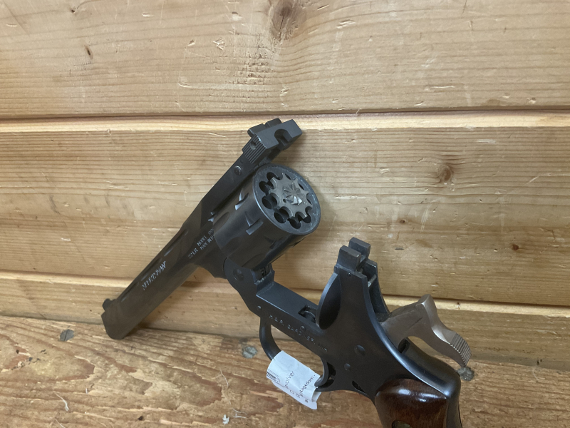 Revolver Harrington & Richardson SPORTSMAN Model 999, Kal..22lr. TopZustand!!! – Bild 6