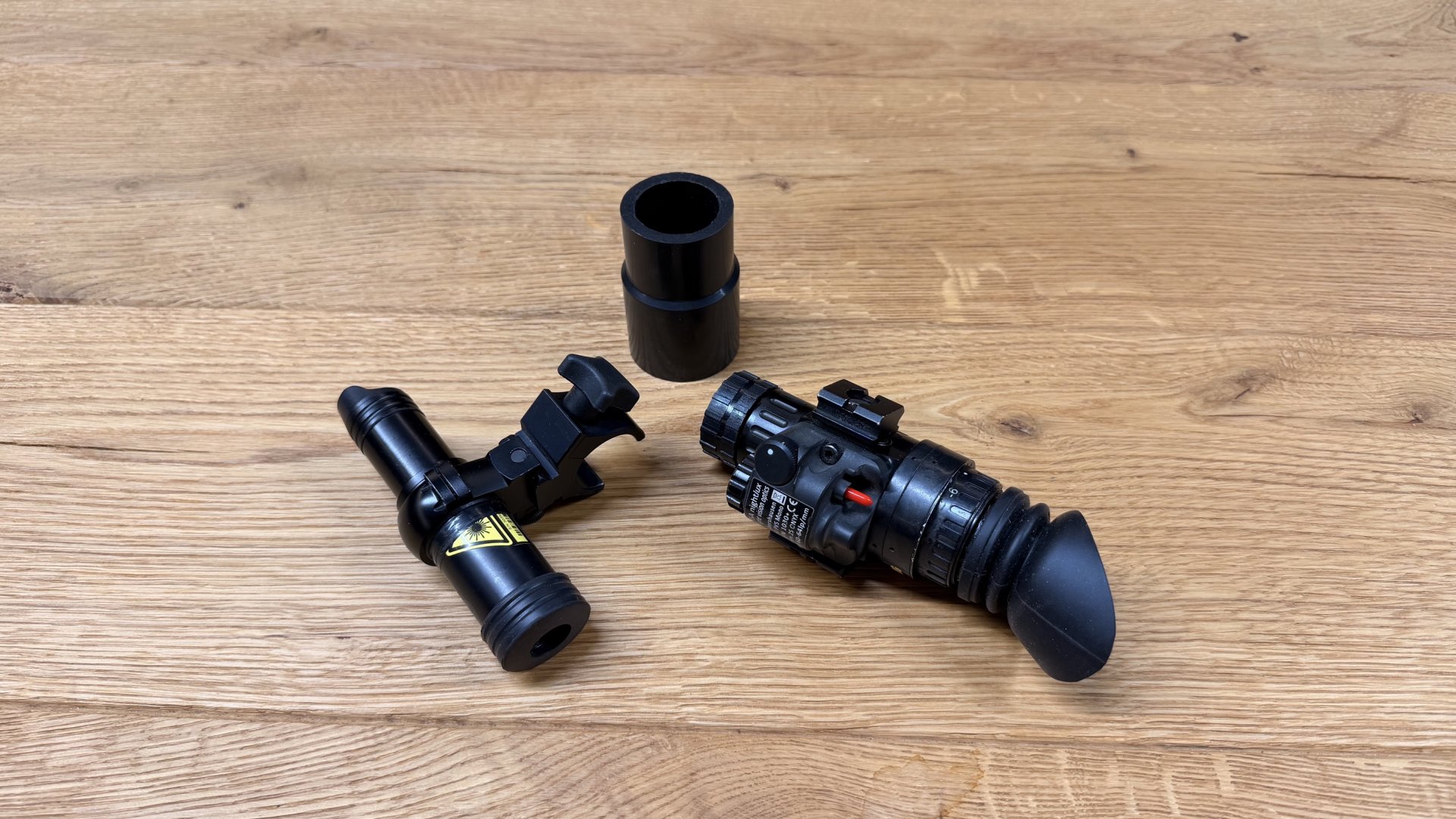 JSA PVS Mono Photonis Ultra Onyx Gen 2S onyx / Laserluchs 850 PRO / inkl. Adapter / Gelegenheit – Bild 1
