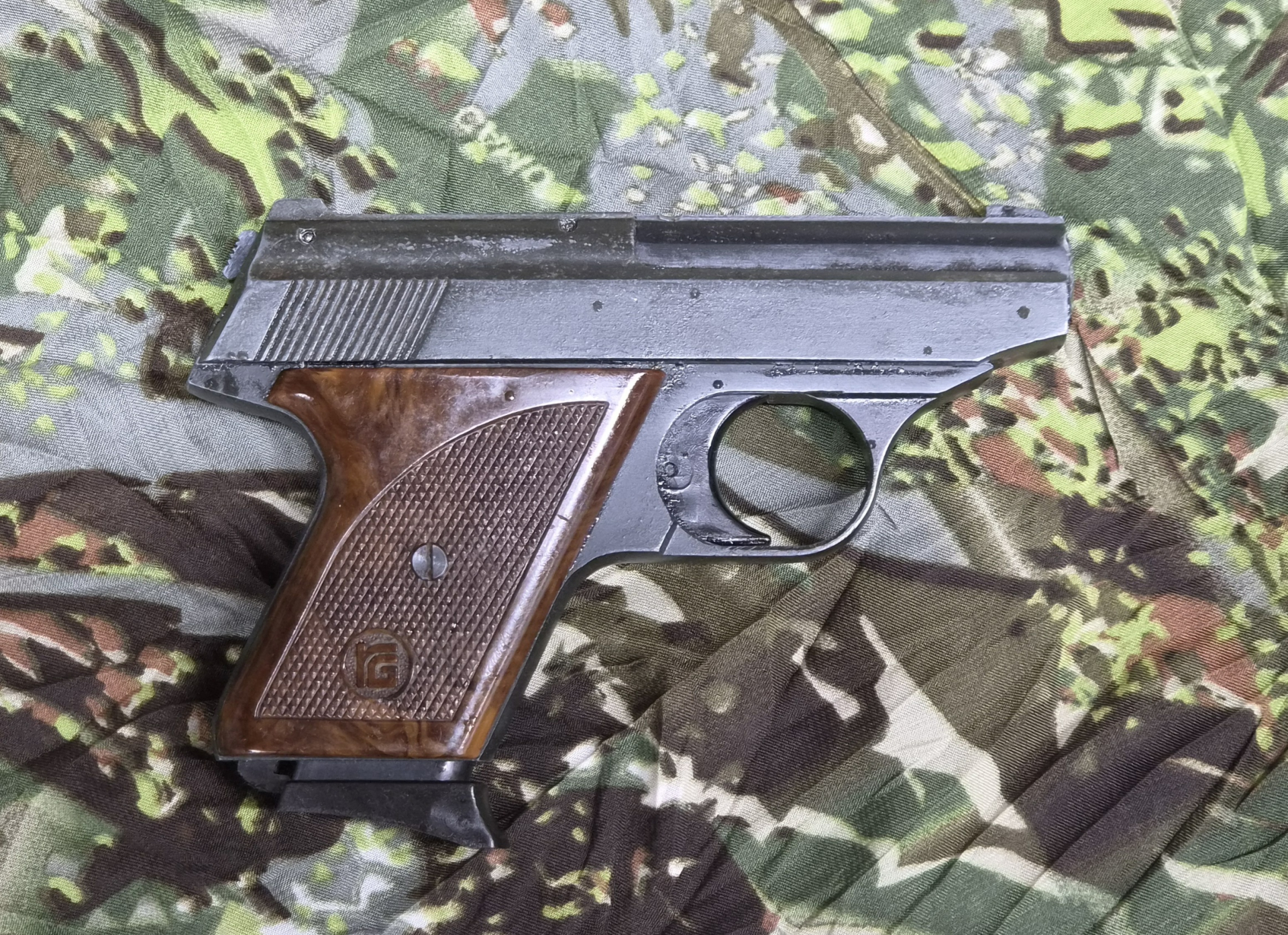 Röhm RG 8 Schreckschusspistole im Kaliber 8mmk – Bild 2
