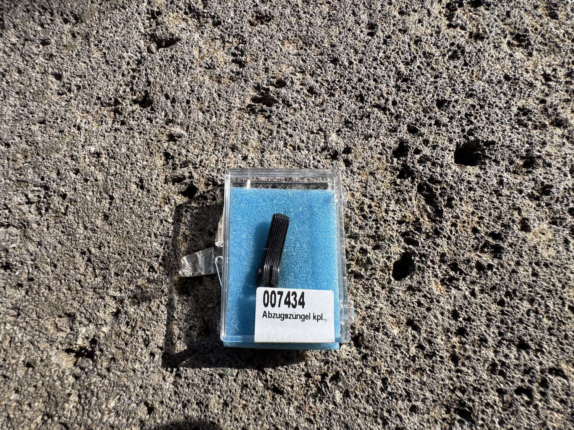Abzugzüngel – Bild 1