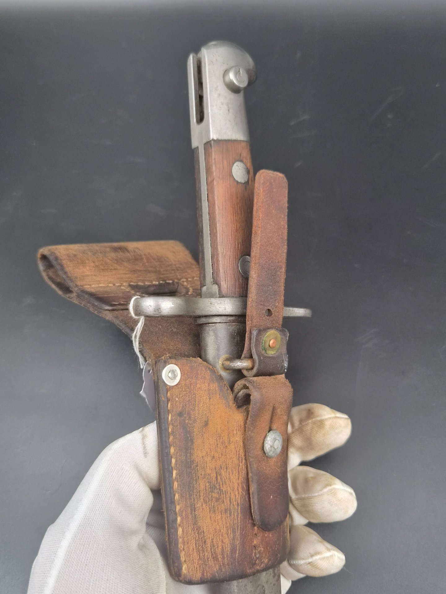 Bajonett Schweiz Modell 1918 mit Scheide und Koppelschuh, Waffenfabrik Neuhausen – Bild 6