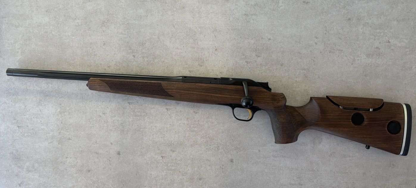 Blaser R8 links Kal. 308 Win. mit Comfygrip-Schaft – Bild 1
