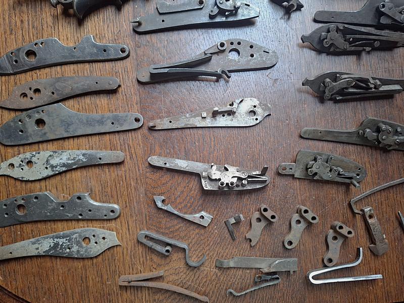 Großes Teilekonvolut für Vorderlader Flinten – Bild 3