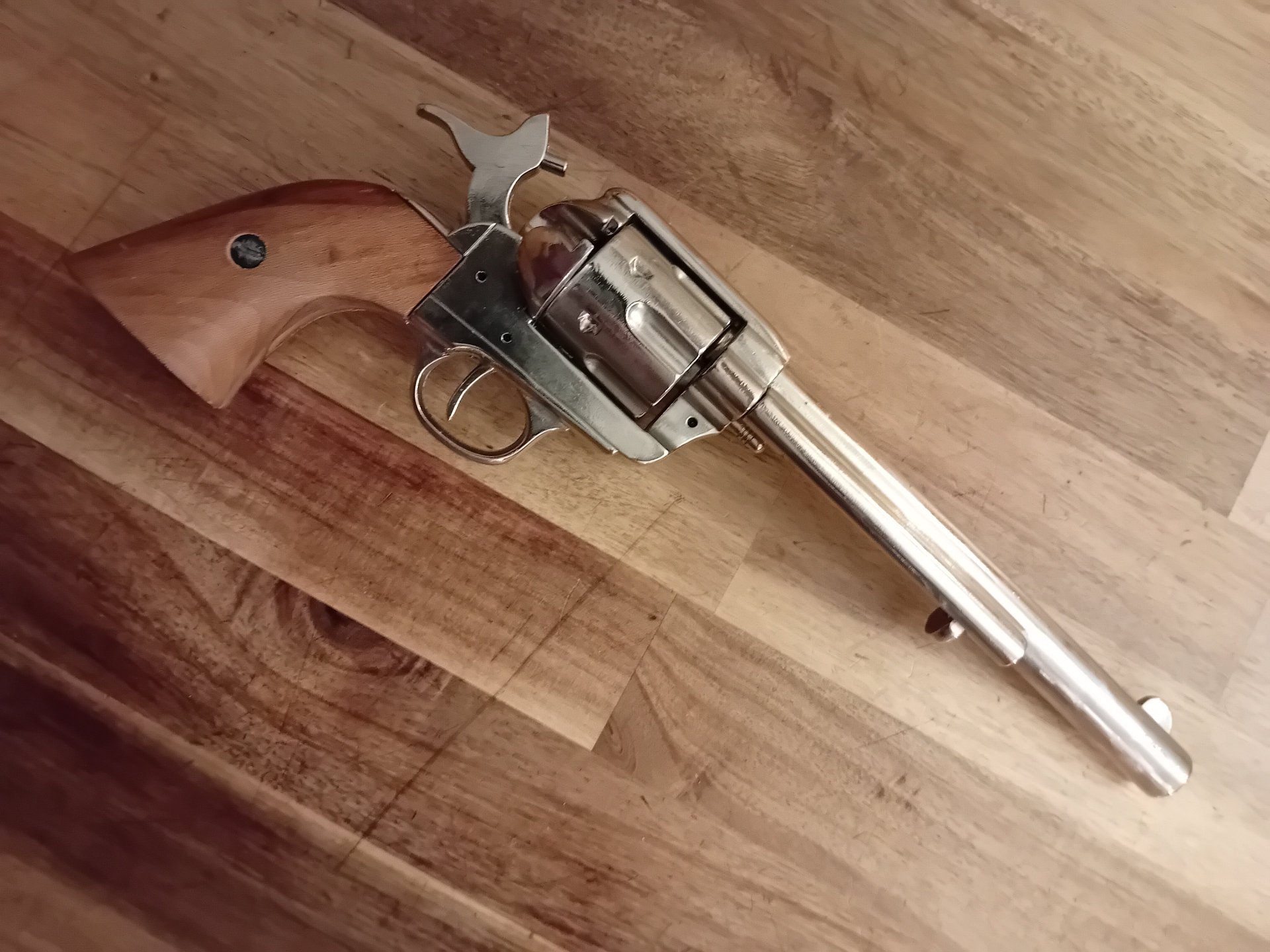 Westernrevolver, Dekorevolver verchromt – Bild 2