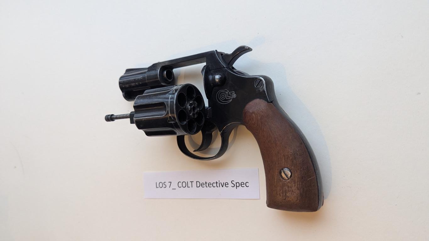 LOS 7_ COLT Detective Spec. cal. .380 K. – Bild 3