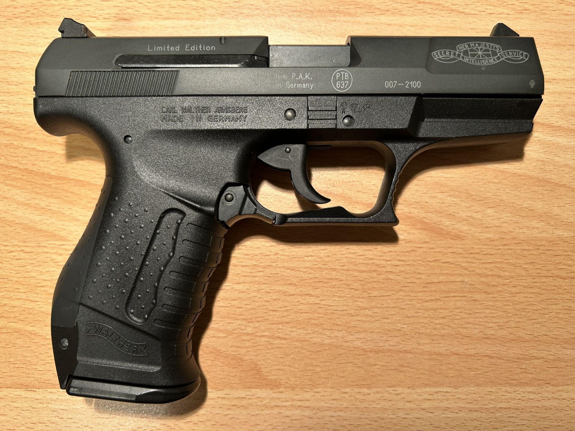 Walther P99 Cal. 9mm P.A.K. Limited Edition 007 – Bild 2