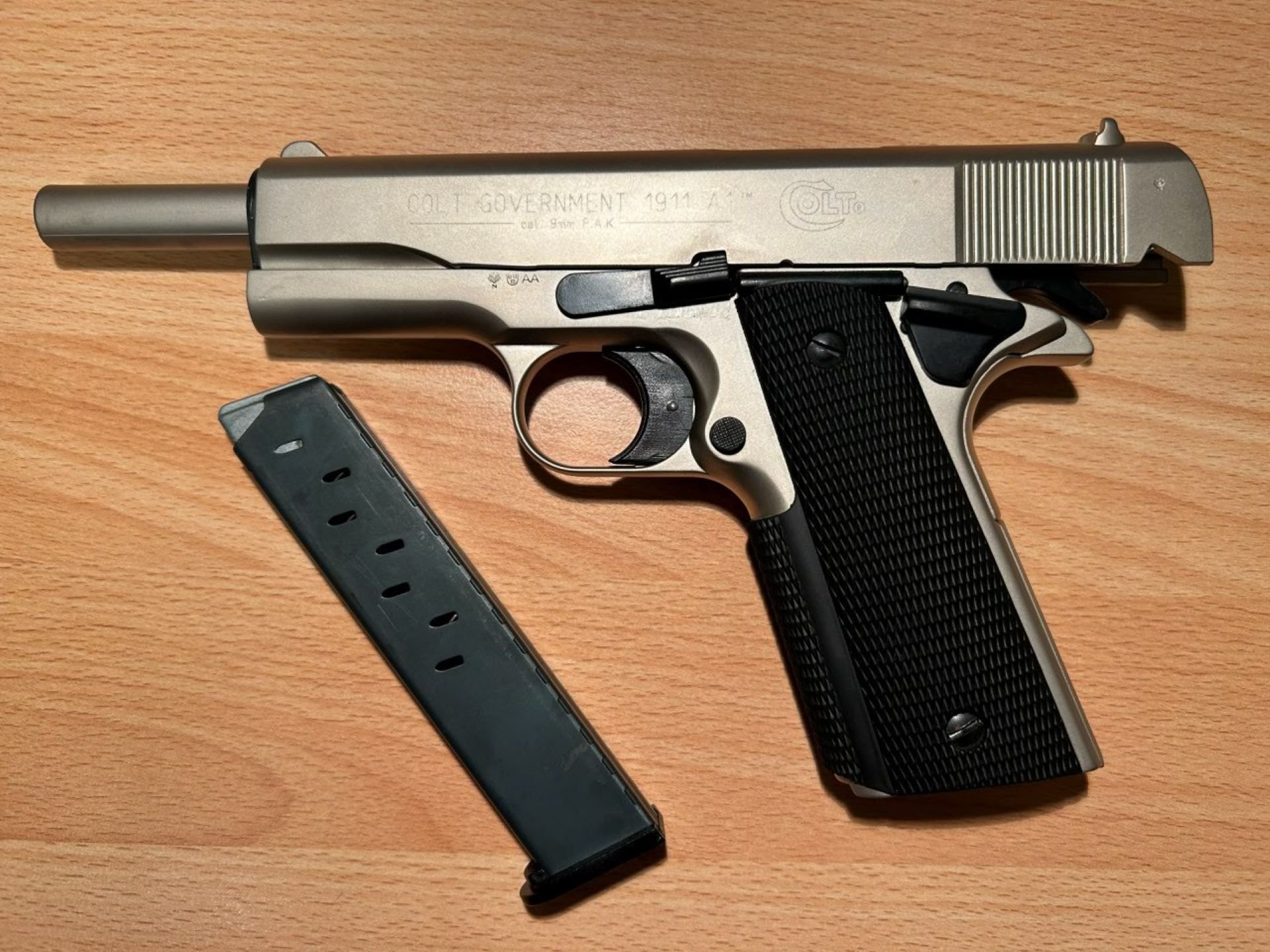 Colt Government 1911 A1 Cal. 9mm P.A.K. – Bild 3