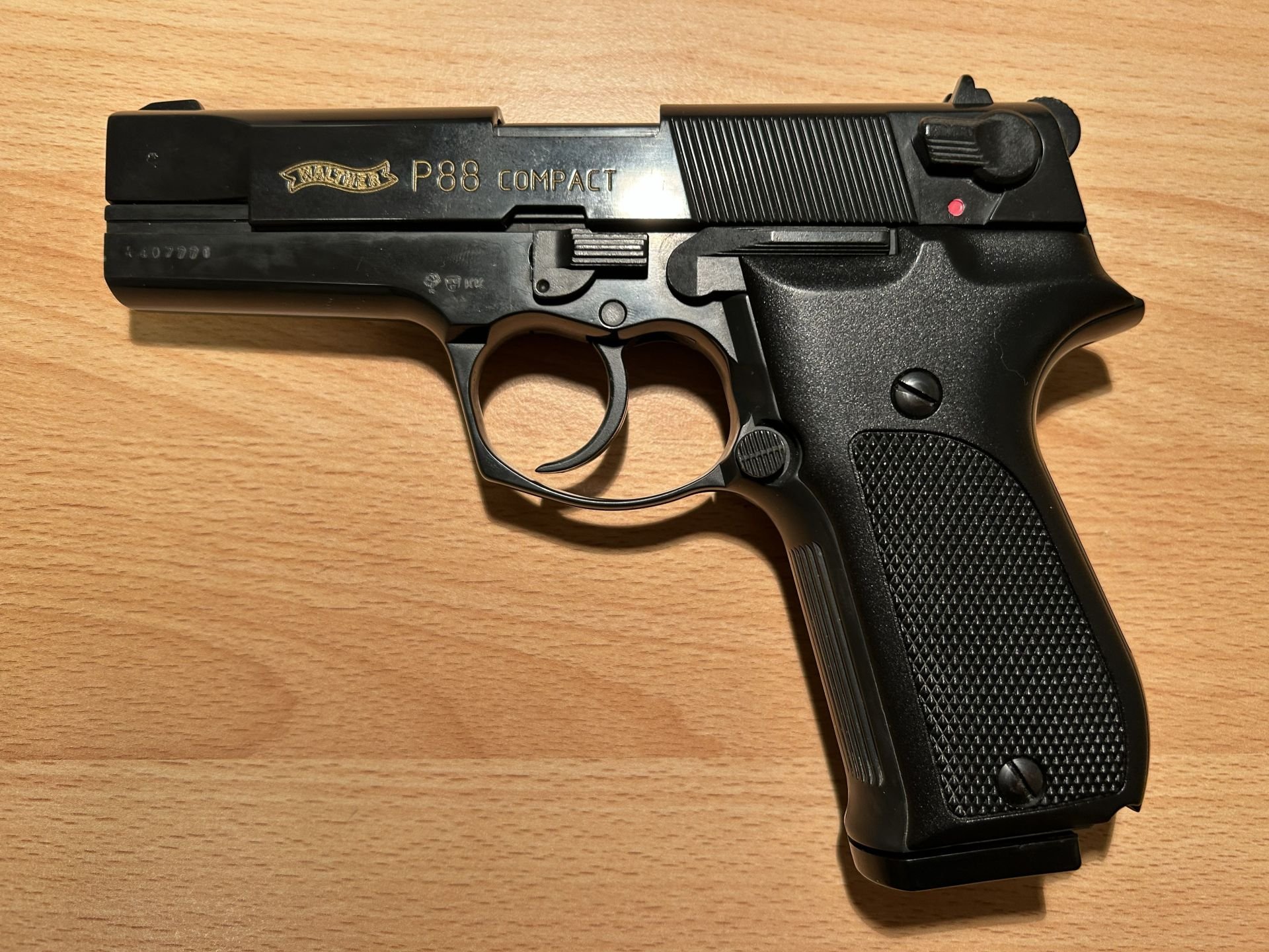 Walther P88 Compact Cal. 9mm P.A.K. – Bild 1
