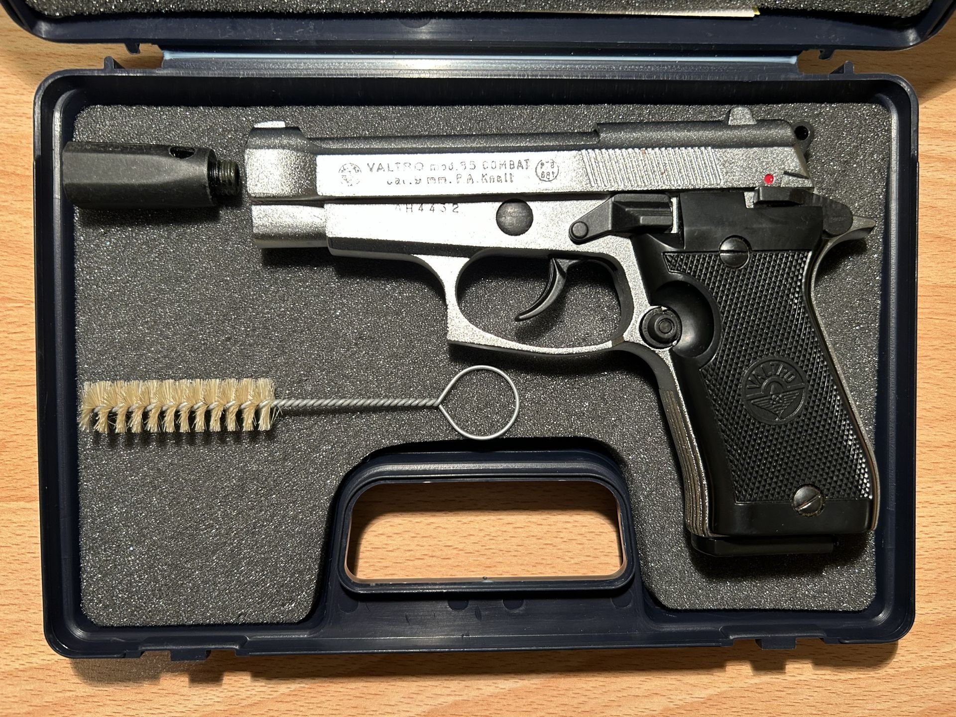 VALTRO Mod. 85 COMBAT Cal. 9mm P.A.K. – Bild 4