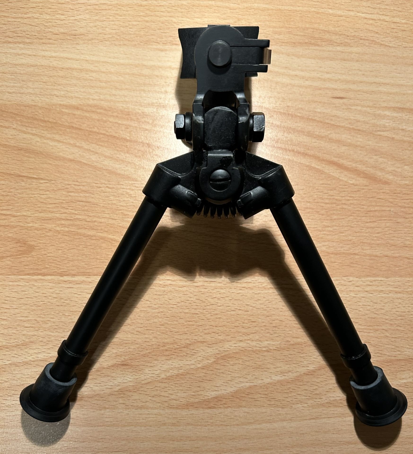 Versa-Pod Zweibein mit UIT-Adapter – Bild 1