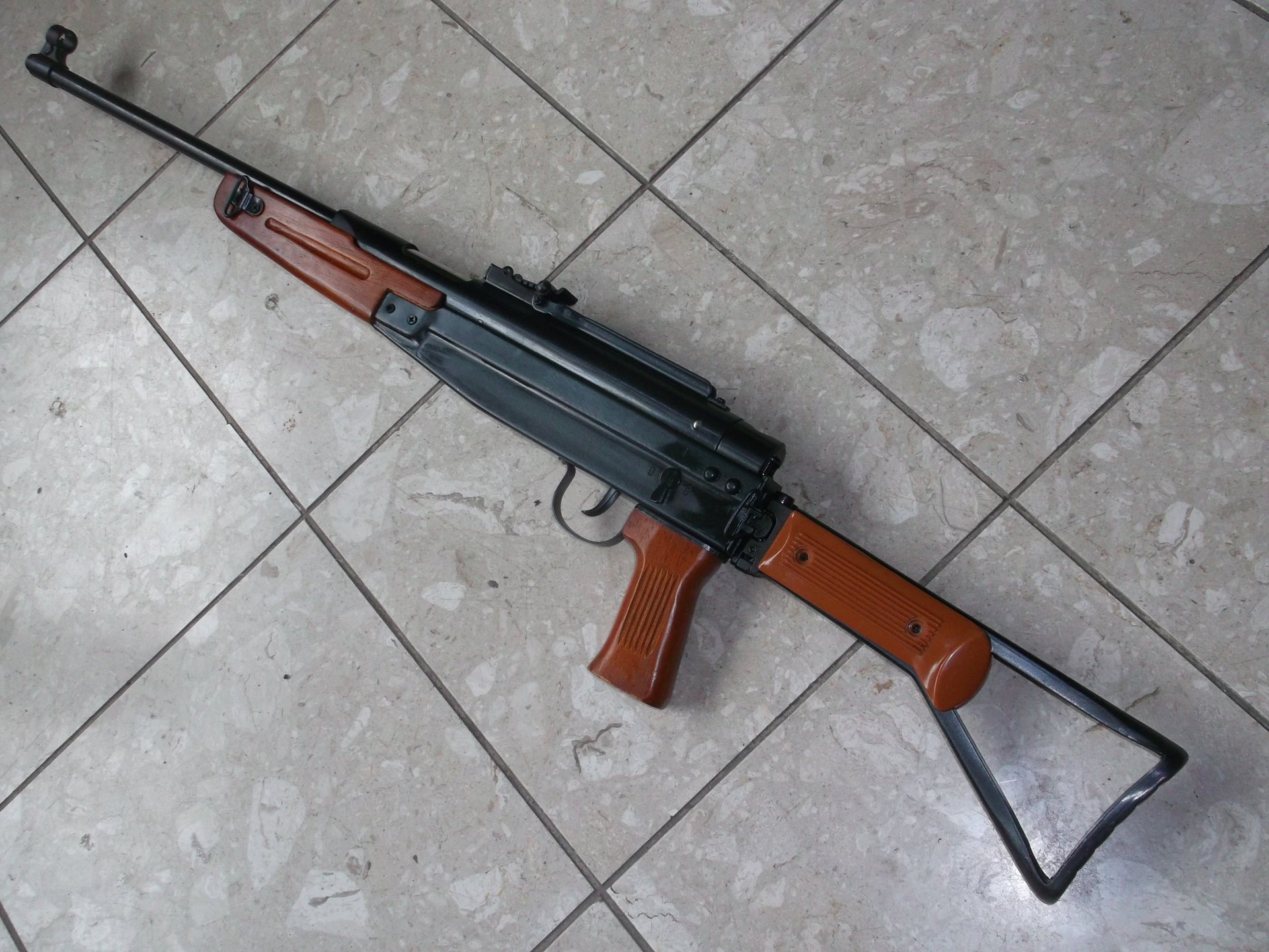 ----AK47 Optik - Luftgewehr mit Klappschaft - Seitenspanner - Starrlauf - 4,5mm - Frei ab 18---- – Bild 3