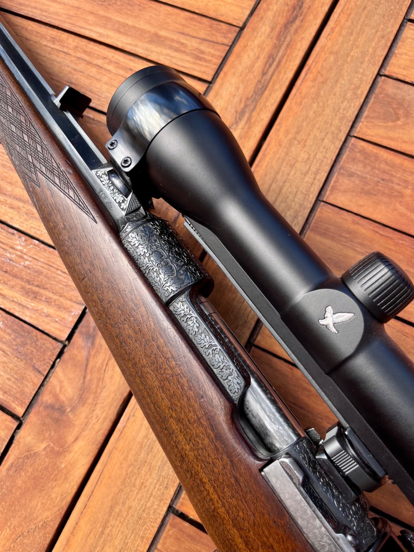 Mauser 98 Custom, Gravur, Swarovski Z6i 1,7-10x42 – Bild 2
