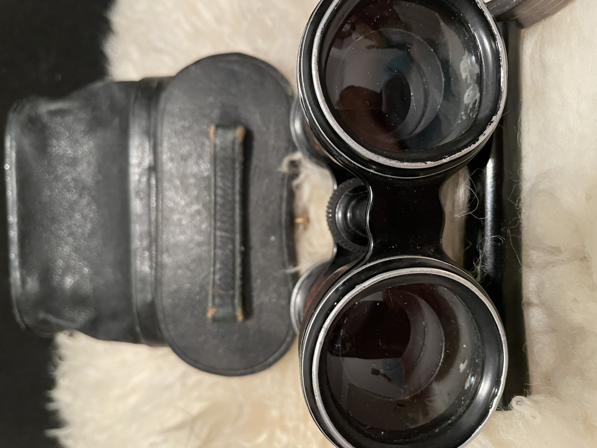 Kleines altes Fernglas – Bild 3