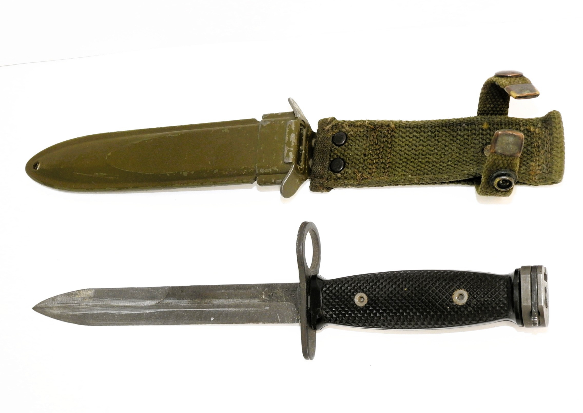 Original US BAJONETT M7 mit Scheide M8 für M16 Sturmgewehr-Vietnamkrieg – Bild 1