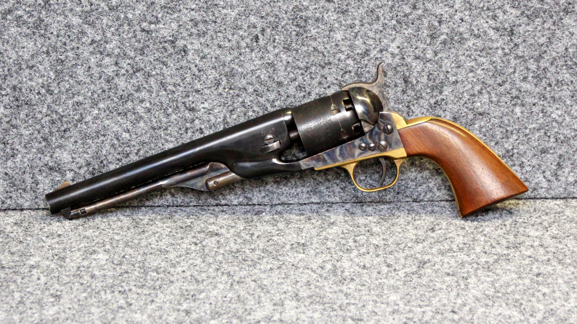 Perkussionsrevolver New Navy Mod. 1861 Kal. .36 – Italienische Replika mit Seeschlacht-Gravur – Bild 2