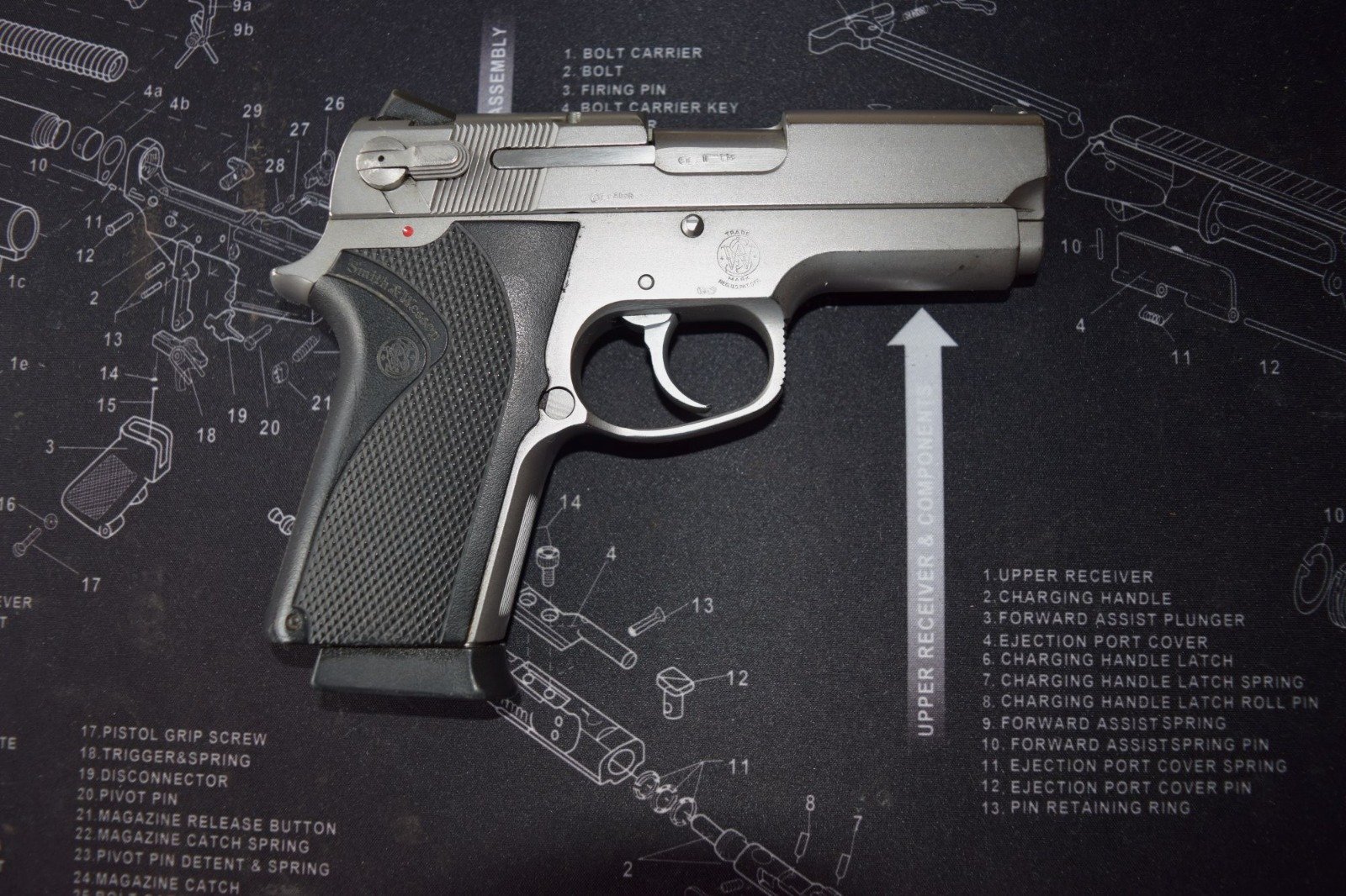 Smith & Wesson Modell 4516 45 Auto – Bild 2