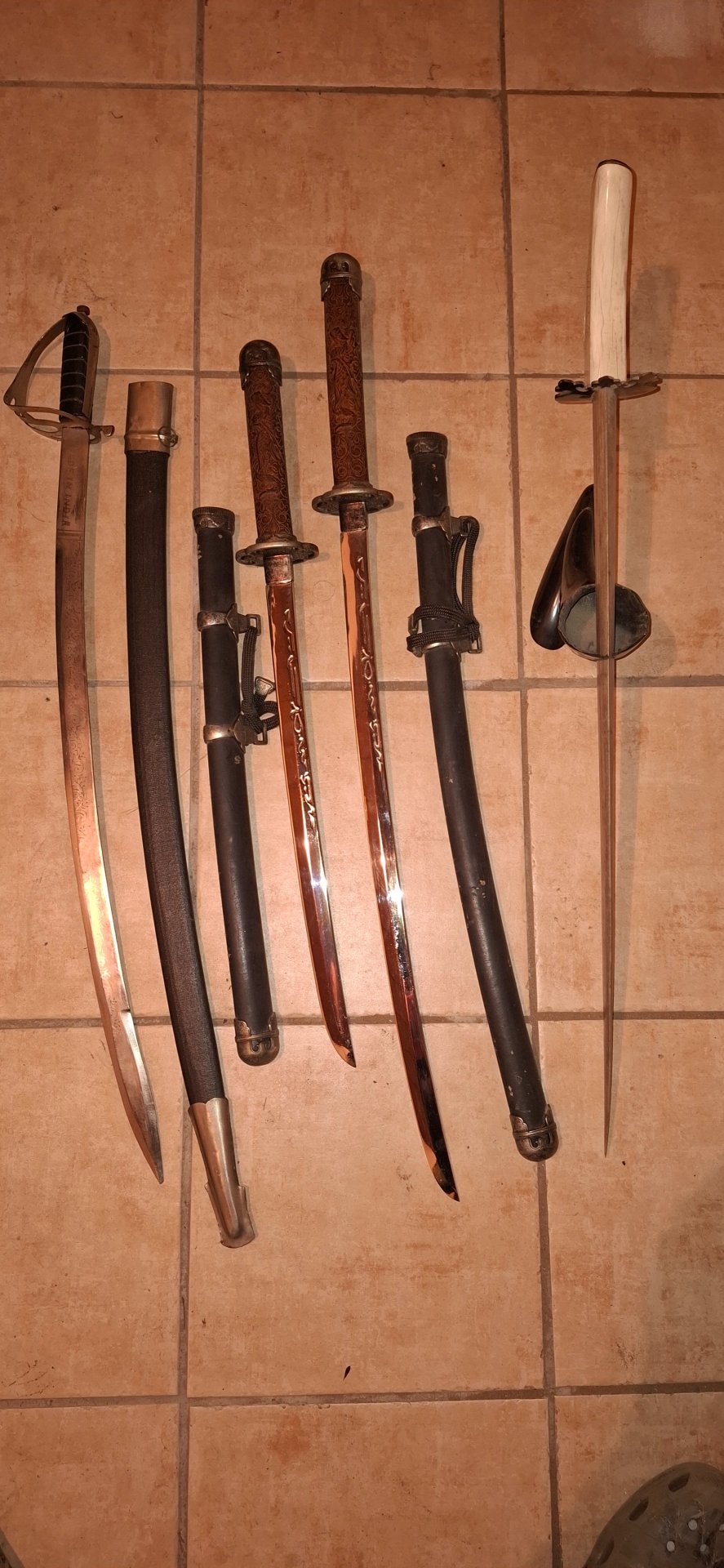 Konvolut Säbel Samurai Schwerter Schwertfisch Säbel Deko – Bild 4
