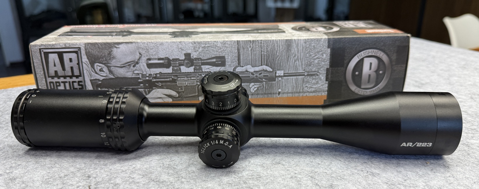 Bushnell AR Optics 4,5-18x40 mit BDC .223 Absehen – Bild 1