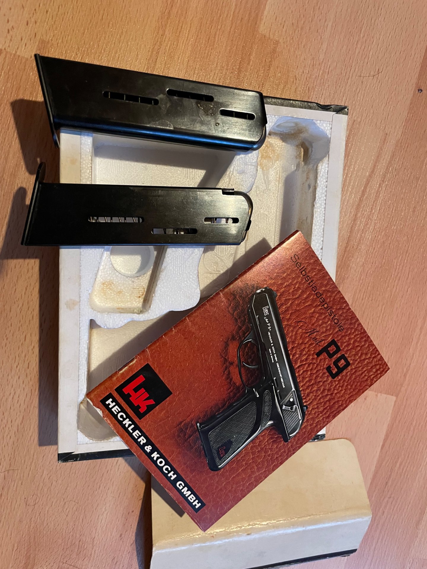 Heckler & Koch P9 mit Originalkarton und Ersatzmagazin – Bild 7