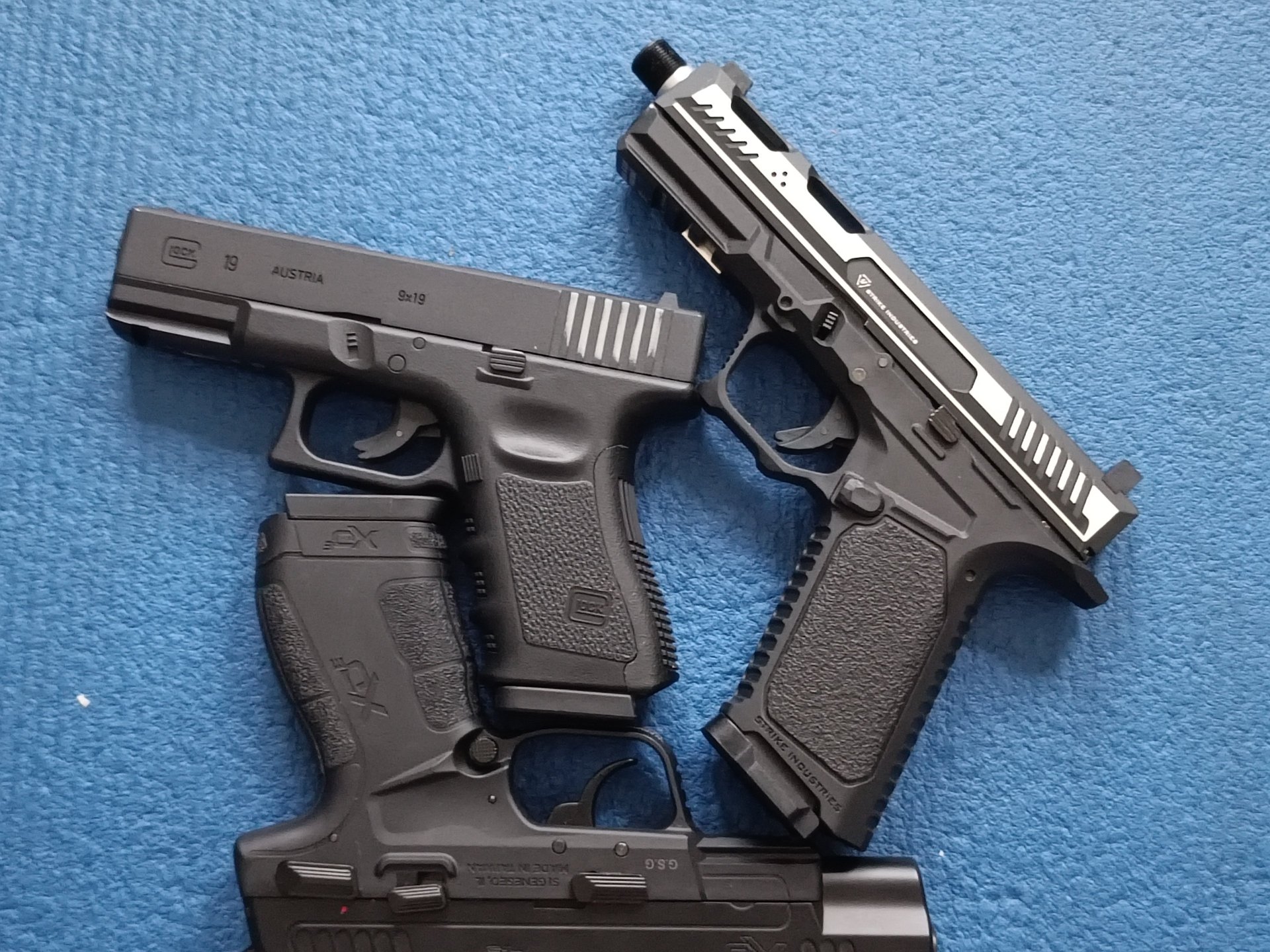 Dreierpack: Strike Industries ARK 17 | Springfield XDE 4.5 | Glock 19 – Bild 3