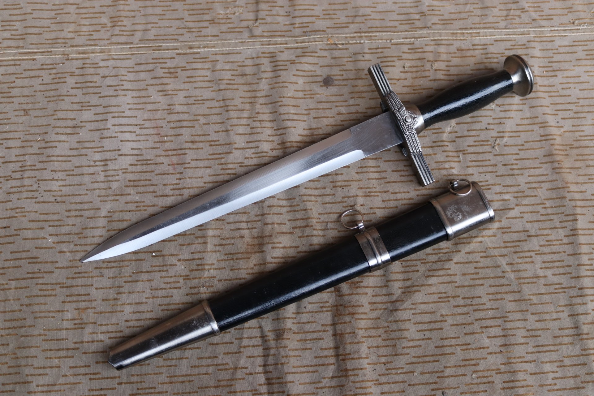 RLB Dolch Luftschutzbund – Bild 3