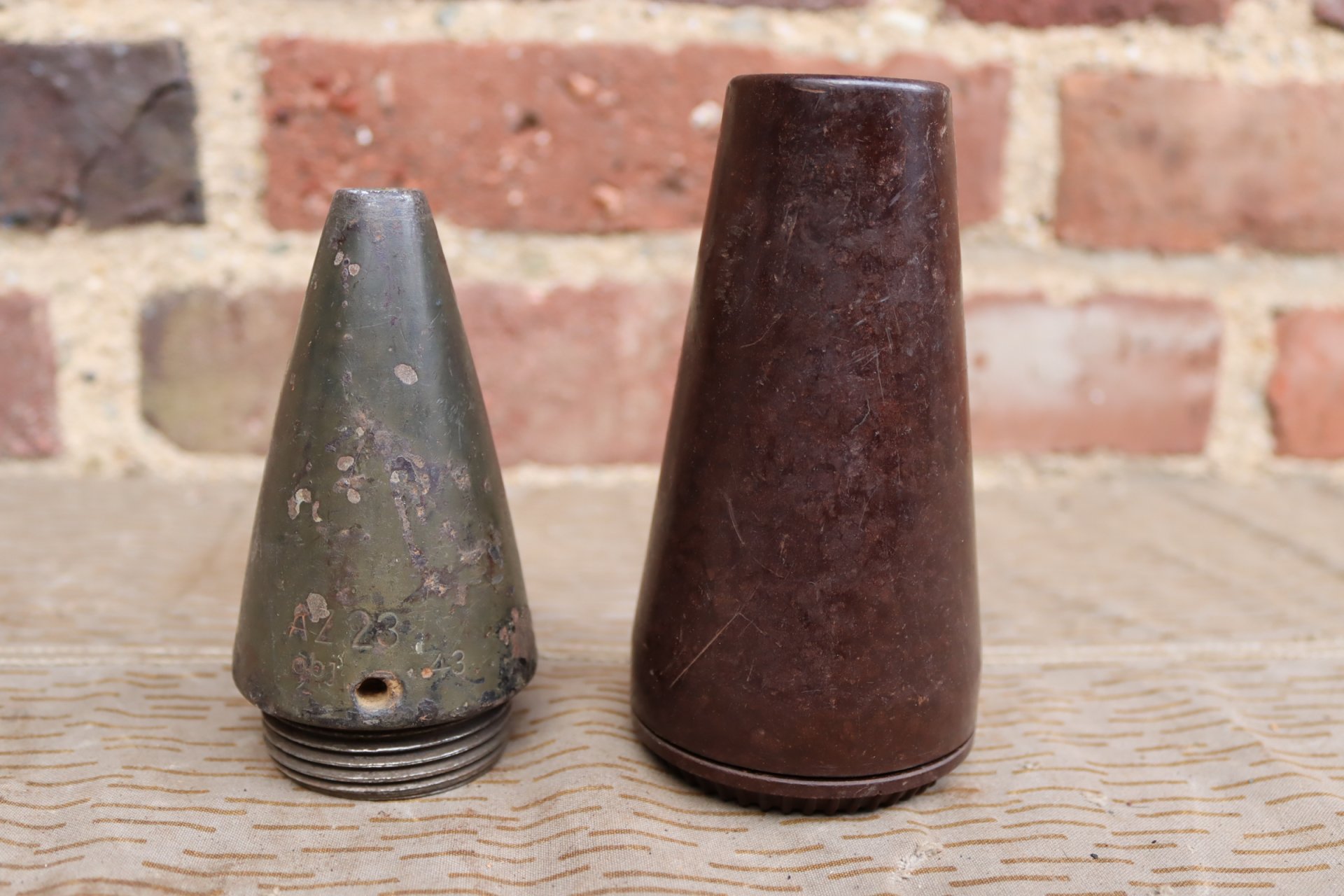 AZ23 Aufschlagzünder Wehrmacht mit Zünderdose 1943 2.Weltkrieg Deko Munition – Bild 1