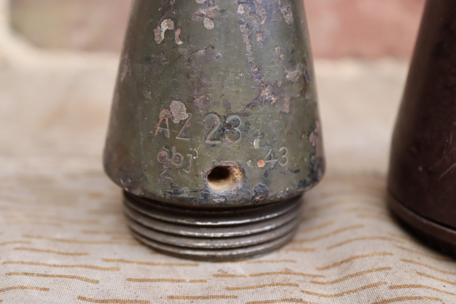 AZ23 Aufschlagzünder Wehrmacht mit Zünderdose 1943 2.Weltkrieg Deko Munition – Bild 2