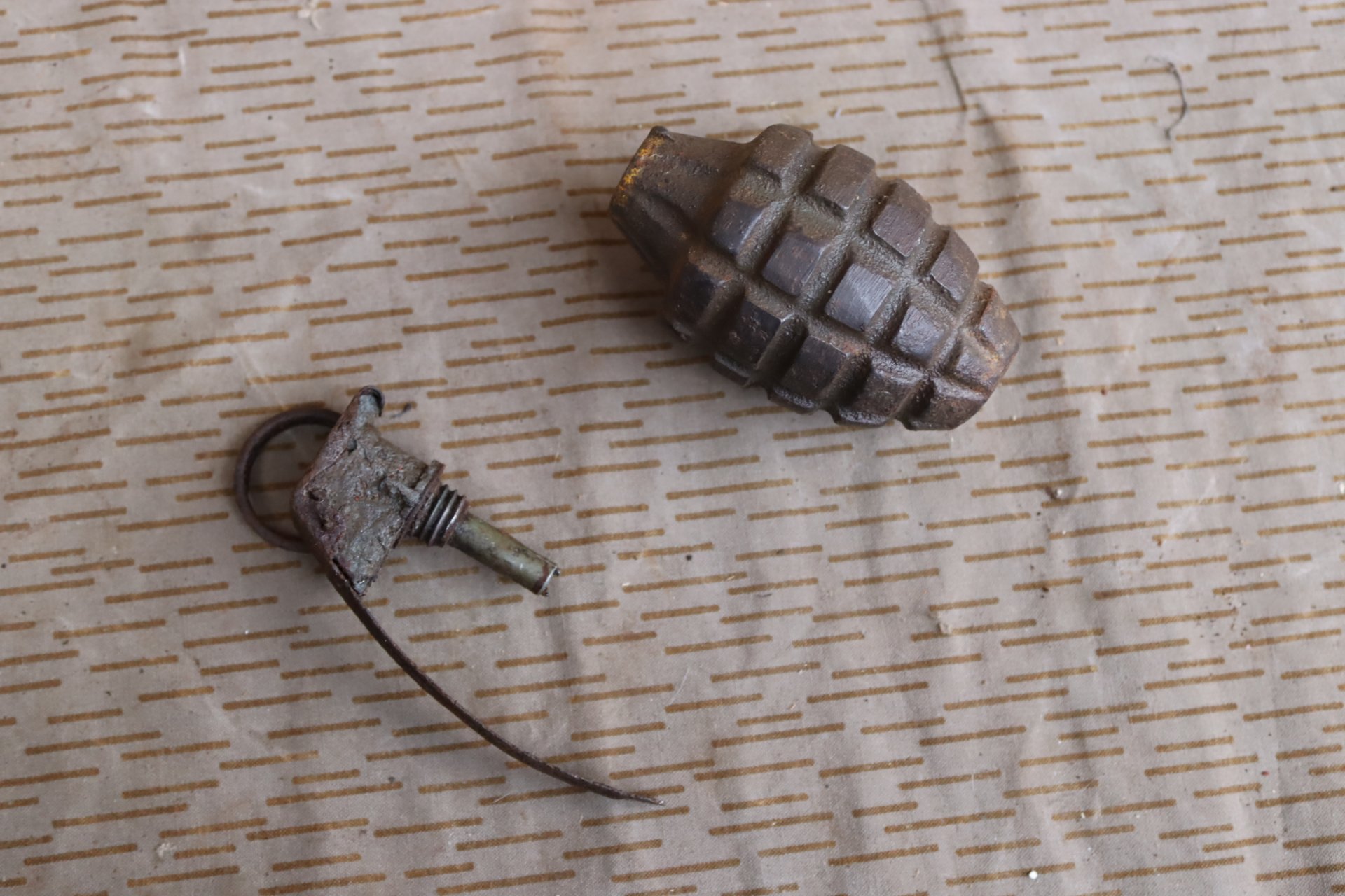 US Army MKII MK2 Handgranate deko 2.Weltkrieg Deko Munition – Bild 4