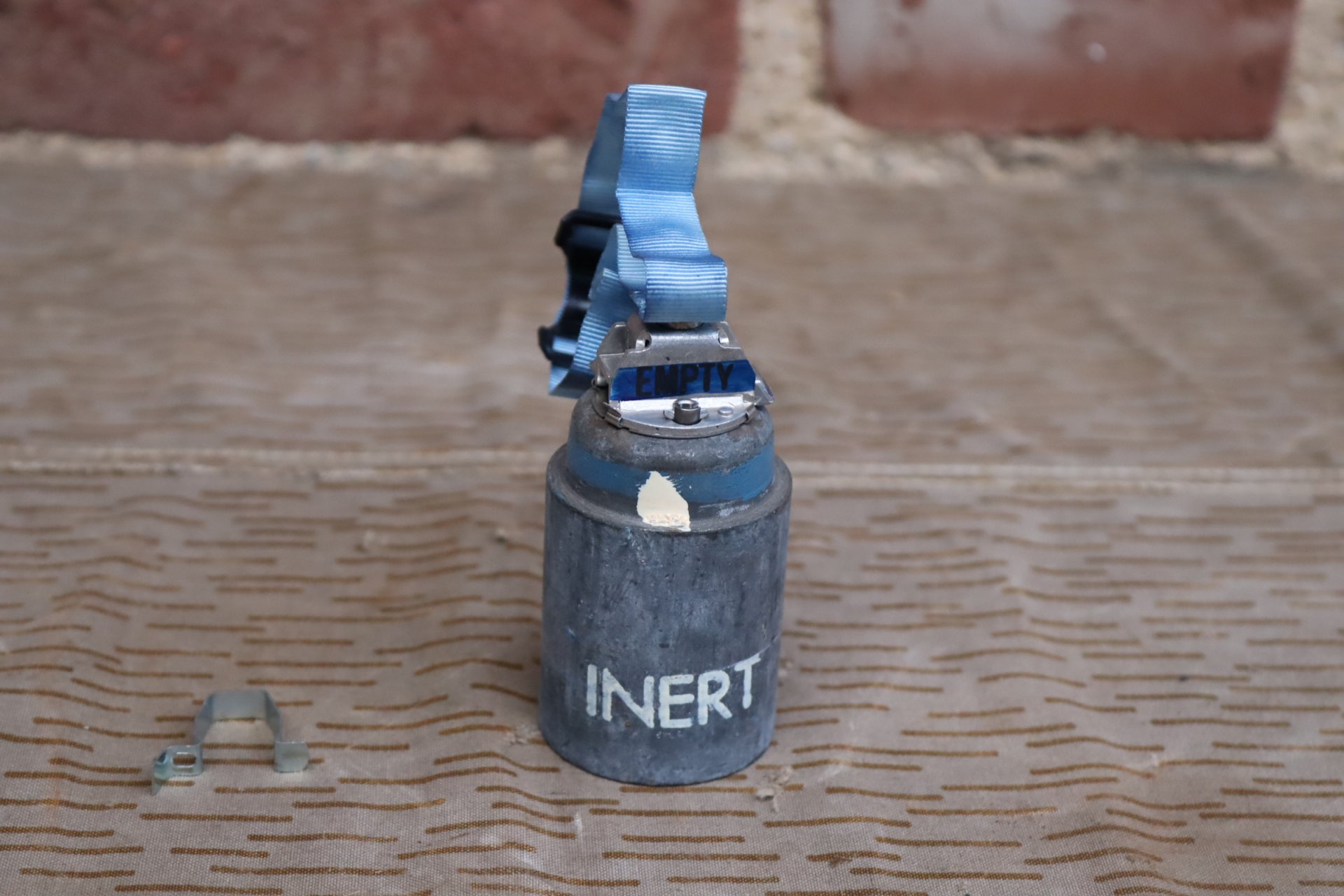M42 Bomblett Streubombe Drohne Cluster Bomb Hohlladung Panzerbrechend. – Bild 1