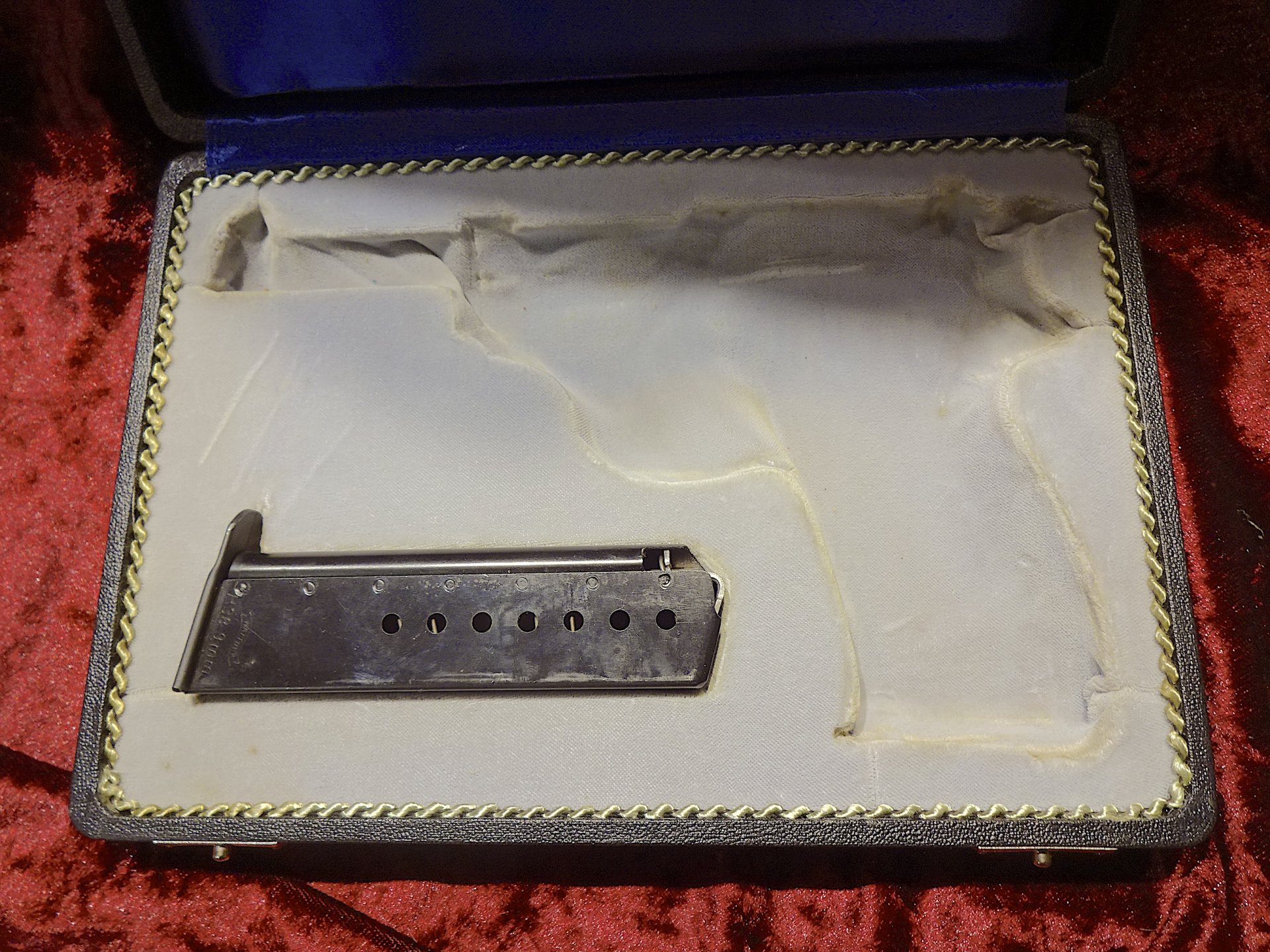 original WALTHER LUXUS KOFFER für P 38 in 9mm Para – Bild 3