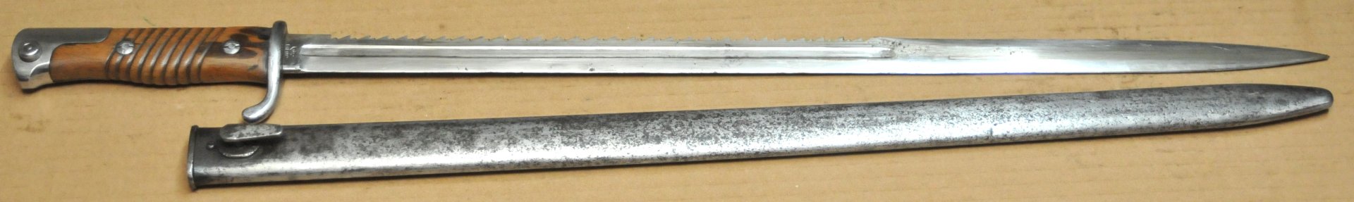 Preussisches Seitengewehr 98 aA mit Sägerücken – Bild 1