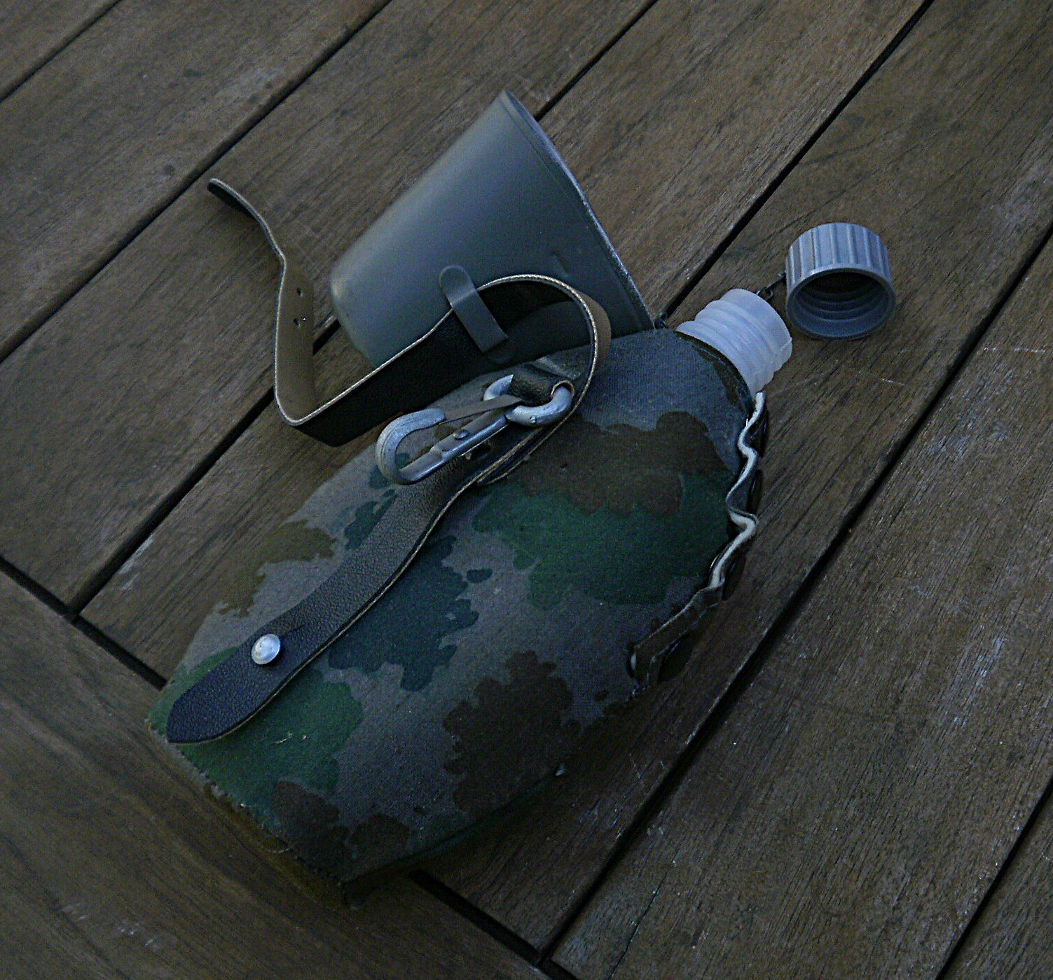 Original NVA - Set Feldflasche/Trinkflasche und Koppel VP Stasi – Bild 3