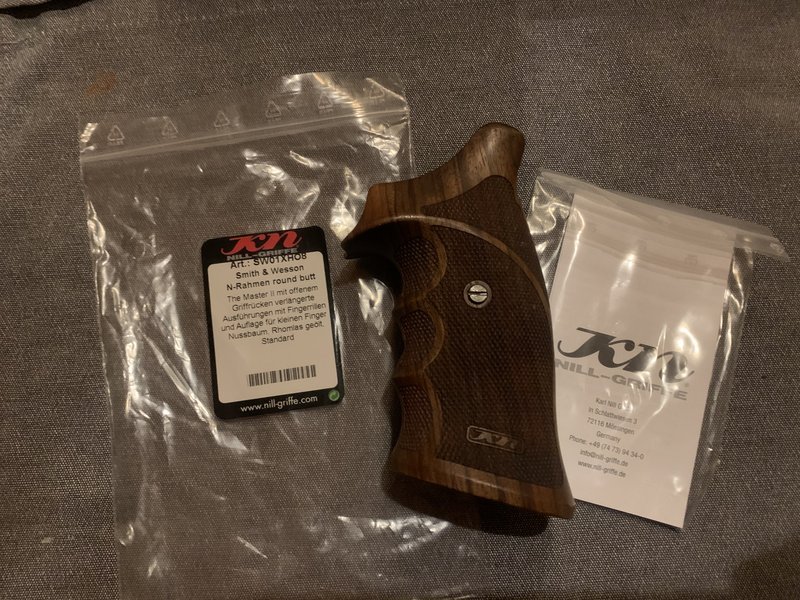 Nill Griff; Smith & Wesson; N-Rahmen; N-Frame; Round Butt – Bild 2