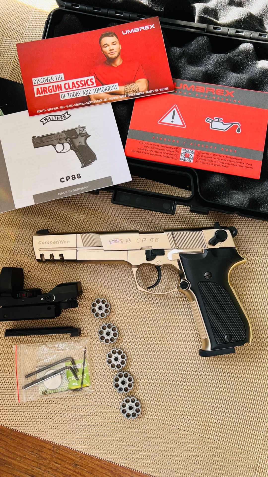 Walther CP88 Competition Nickel + Red Dot + 5 Magazine – Bild 1