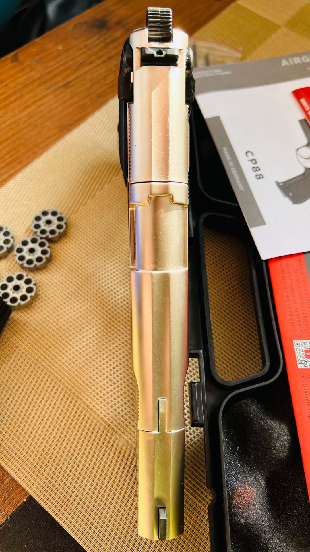 Walther CP88 Competition Nickel + Red Dot + 5 Magazine – Bild 8