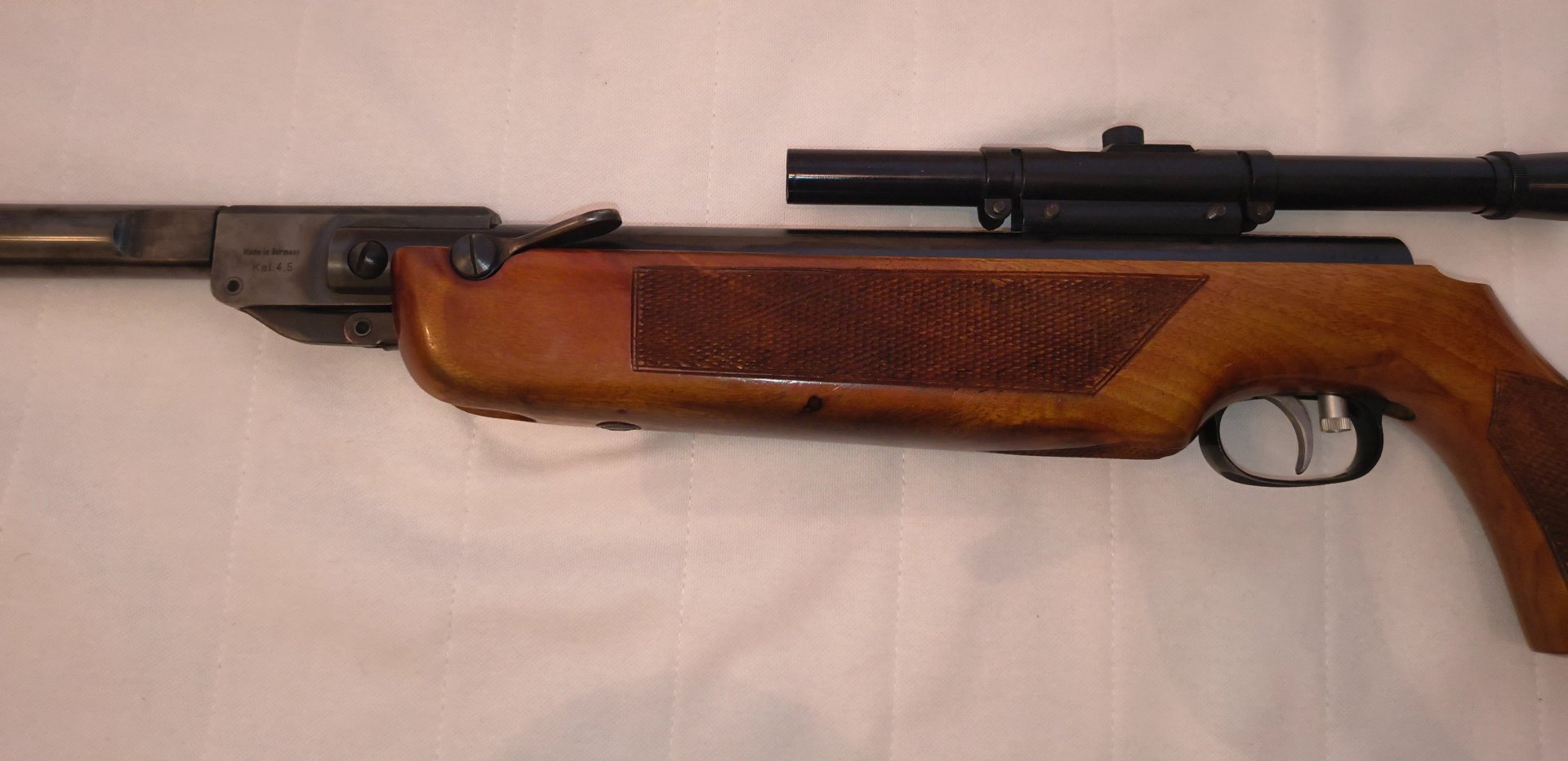 Weihrauch HW 55 T (Tiroler Schaft) mit Anschütz 4x Zielfernrohr – Baujahr 1970 (Frei ab 18) – Bild 2