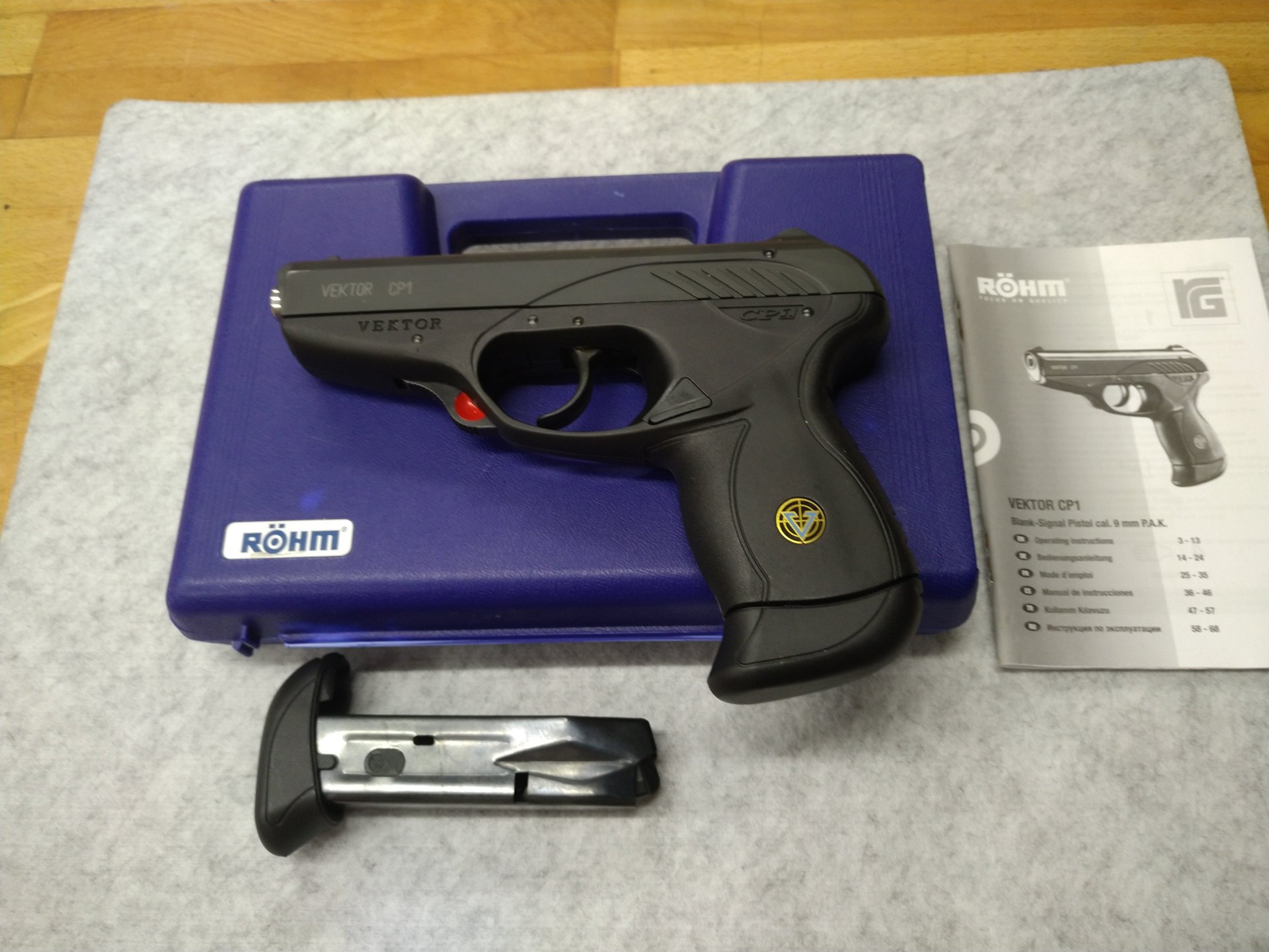 Röhm Vektor / Vector CP1 cal. 9mm PAK + 2. Magazin TOP – Bild 1