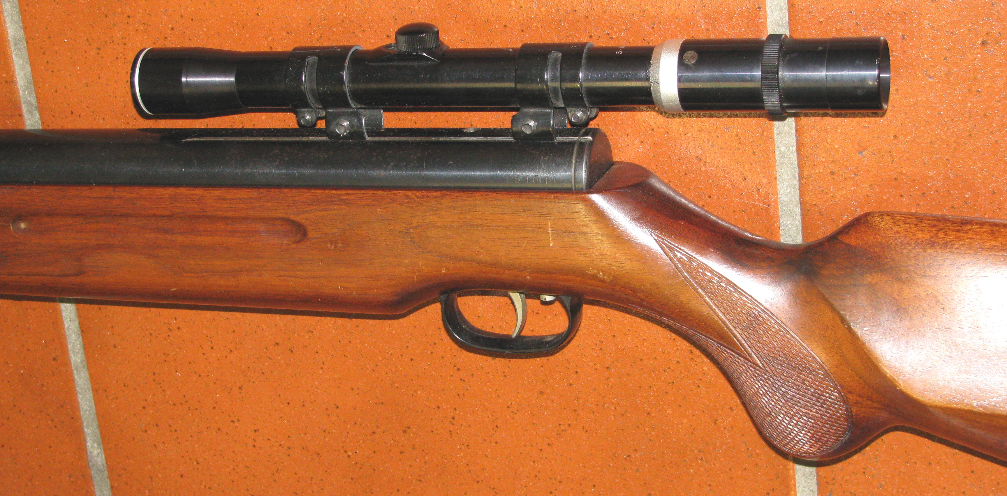 WEIHRAUCH Luftgewehr, ein WEIHRAUCH HW 35 in Kal. 4,5mm mit Nummer 154641 – Bild 2