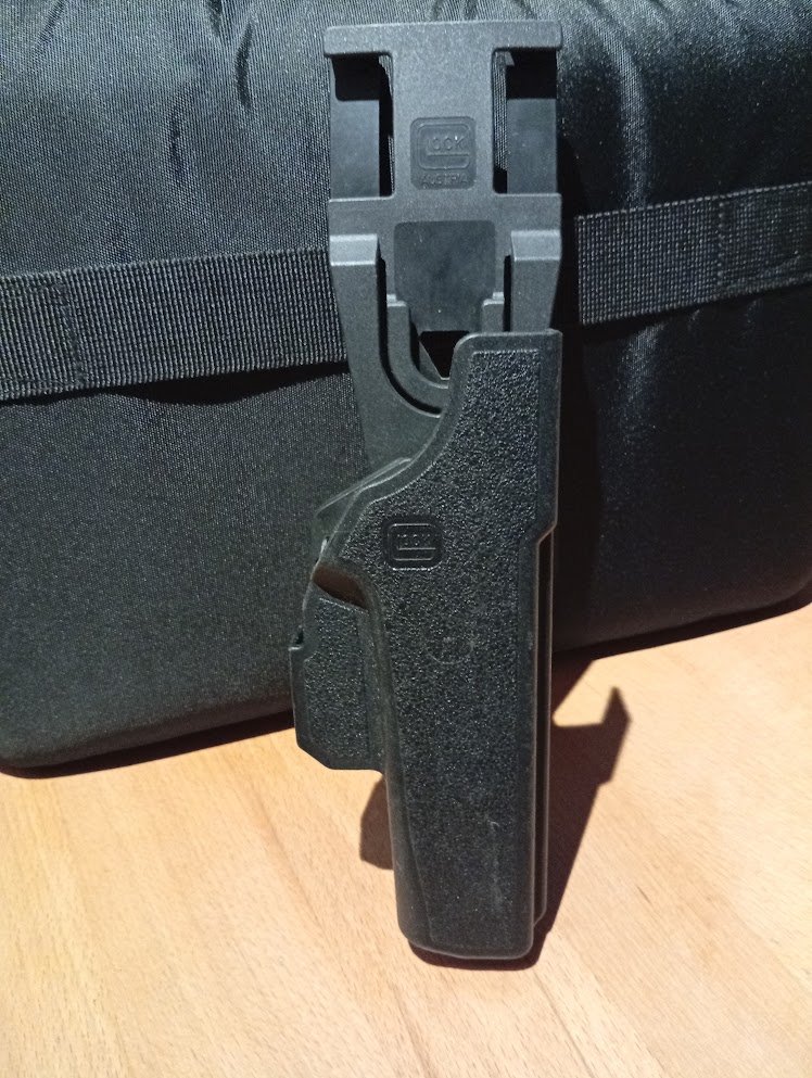 GLOCK Safety Holster mit Tandemtrageplatte rechts für Kal. 9 mm Luger, .357 SIG, .40 S&W – Bild 1