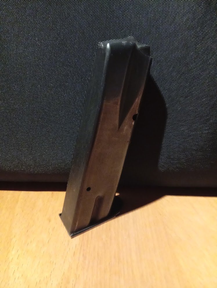 Original CZ 75 Magazin 16 Schuss 9mm Luger Stahl Brüniert – Bild 2