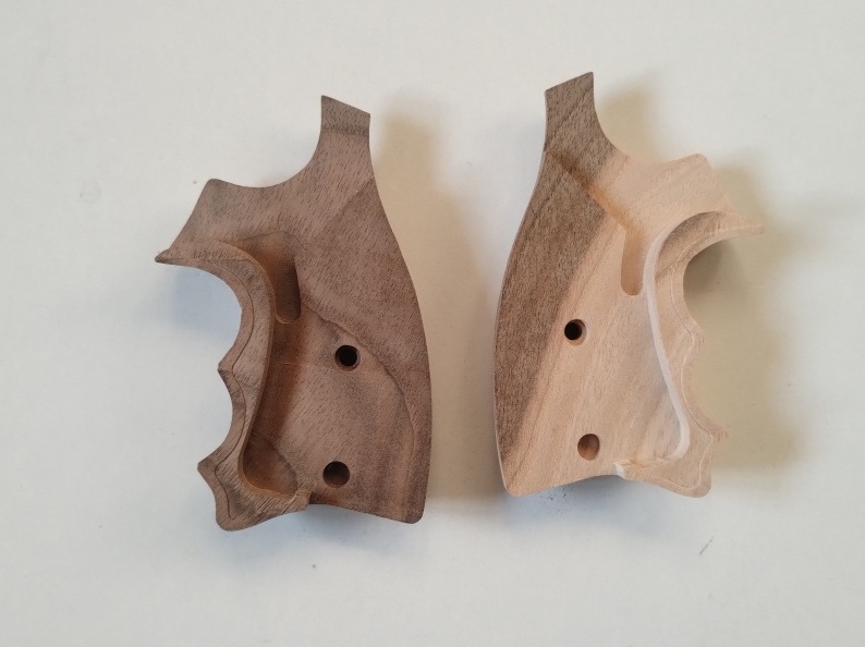 Holzgriffschalen Klein für Röhm RG69 und baugleiche Revolver – Bild 2