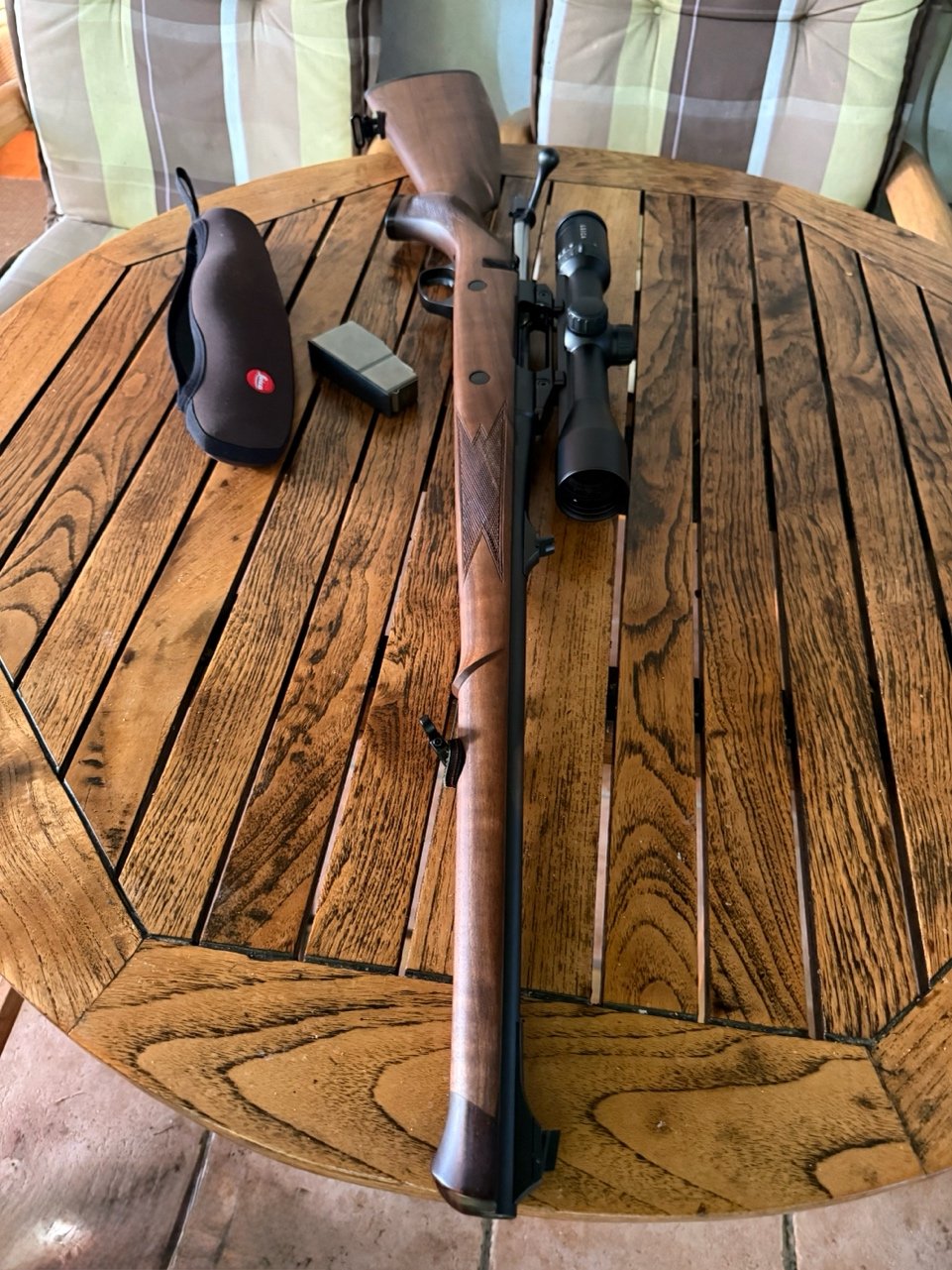 Sako MA05 Bayerischer Stutzen mit LEICA ERi 2,5–10x42 Leuchtpunkt – Bild 5