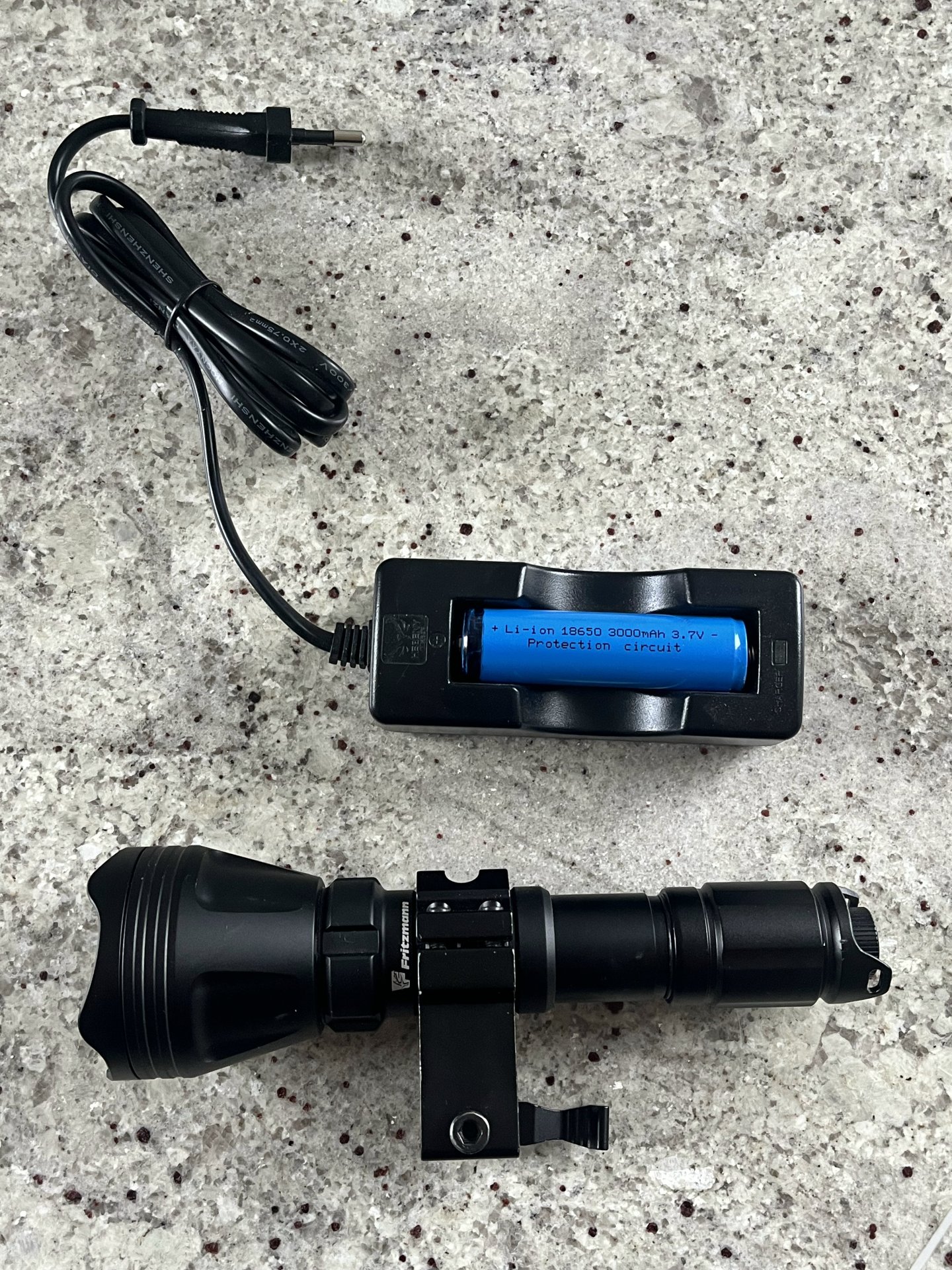Fritzmann IR-Strahler 940nm Infrarotstrahler mit Adapter für Picatinny Schiene – Bild 1