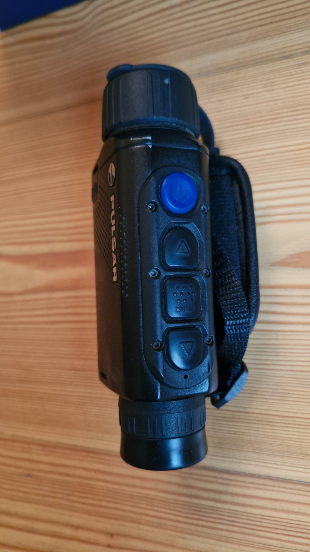 Pulsar XM30F Wärmebildhandgerät – Bild 1
