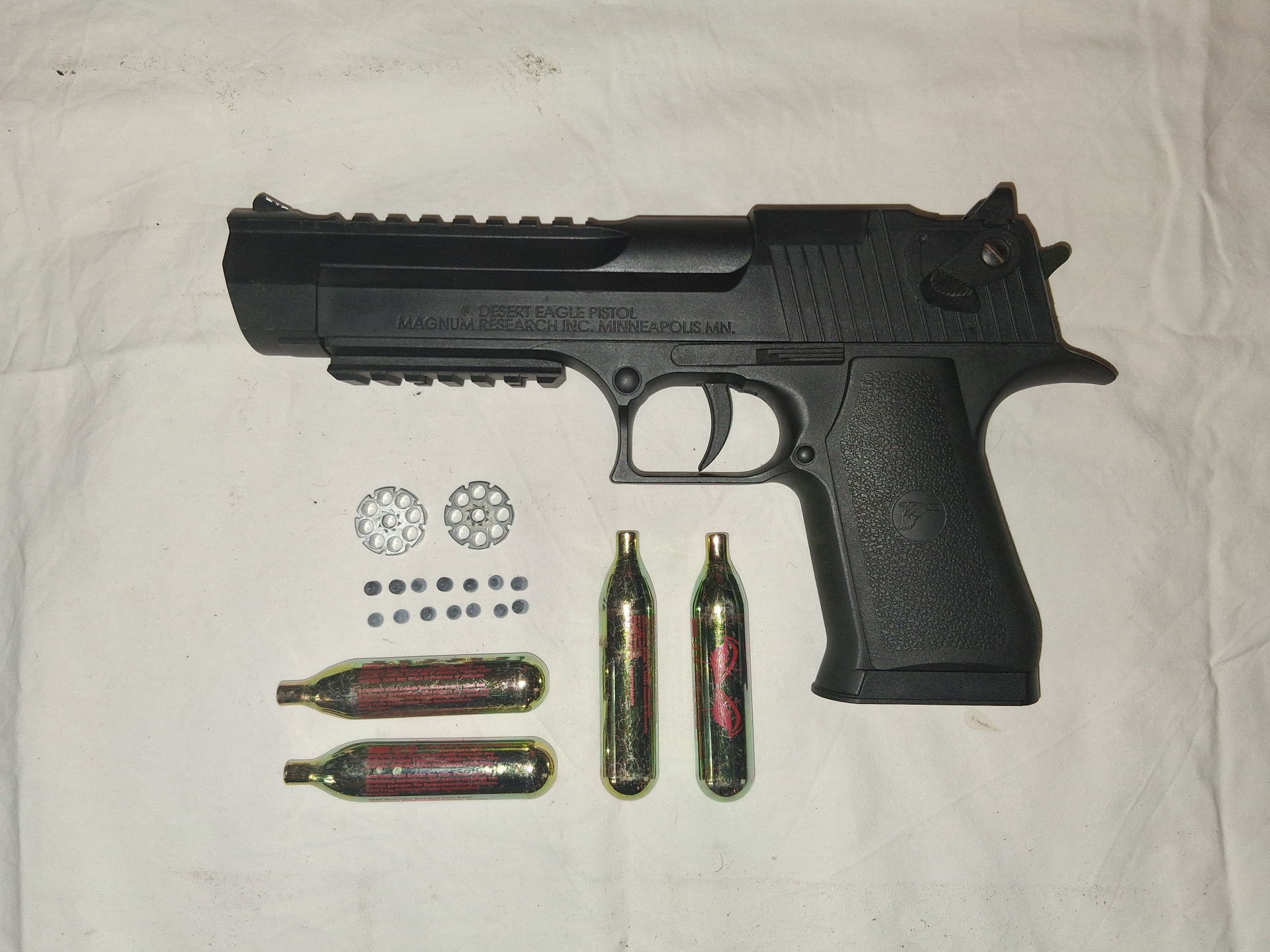 CO2 DESERT EAGLE für kal.77 DIABOLO – Bild 1