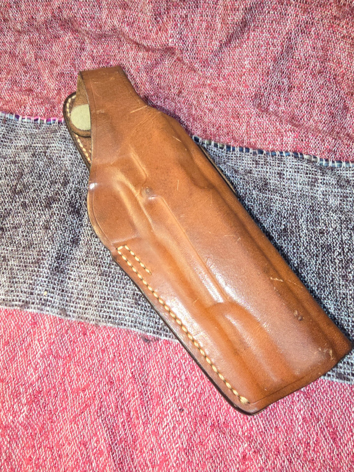 Bianchi Lederholster #19 für 1911er Modelle in .45 ACP für Rechtsschützen – Bild 2